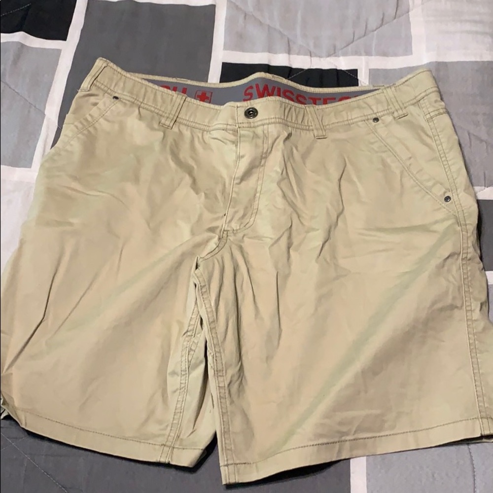 Khaki shorts